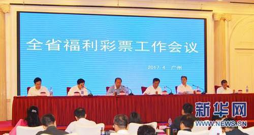 据《罗马体育报》报道称，那不勒斯已经启动了引进萨马尔季奇的交易，想报价2000万欧＋500万欧。
